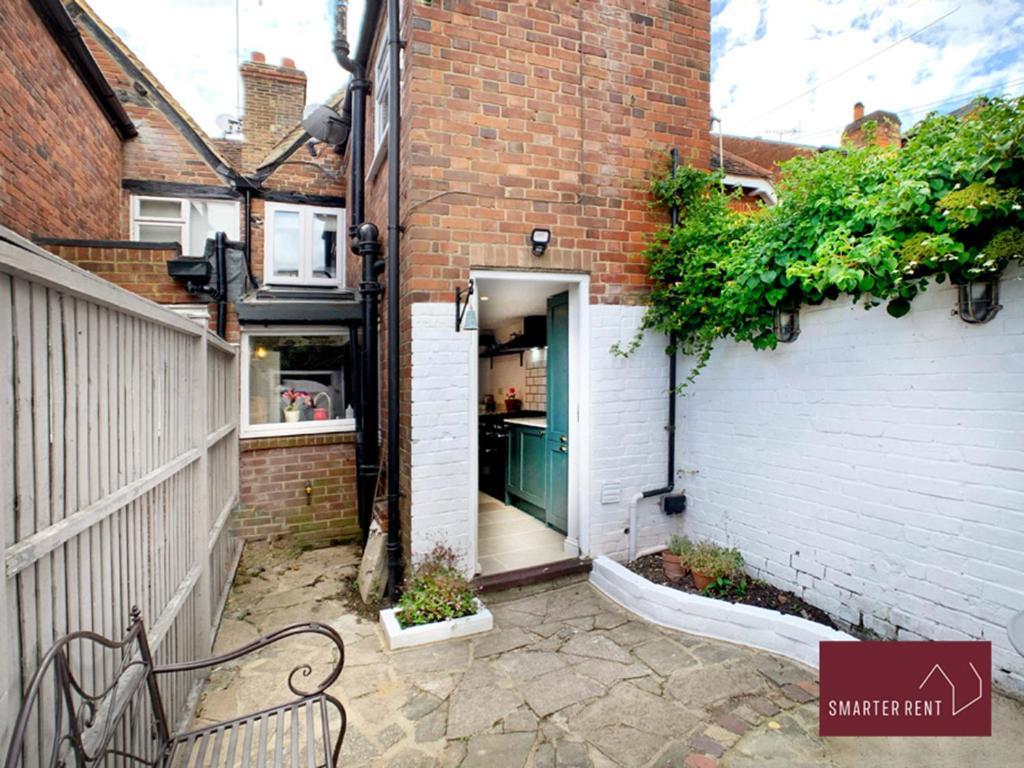 - 2 Bedroom With Permit Parking Close By Henley-on-Thames